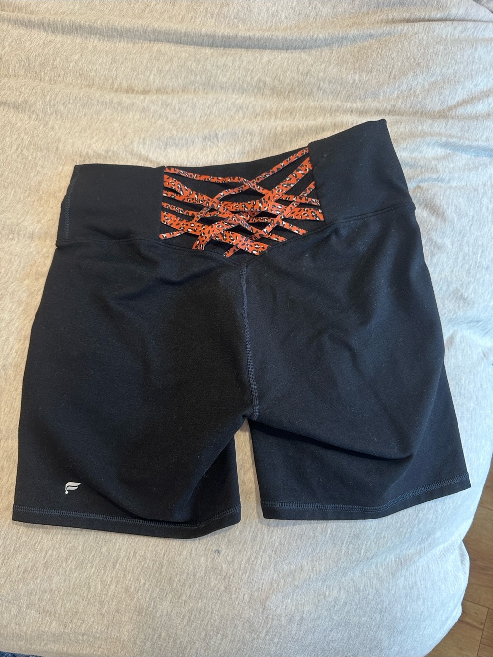 Fabletics PowerHold Women’s Black Jogger Shorts no tag for size but it’s a Large